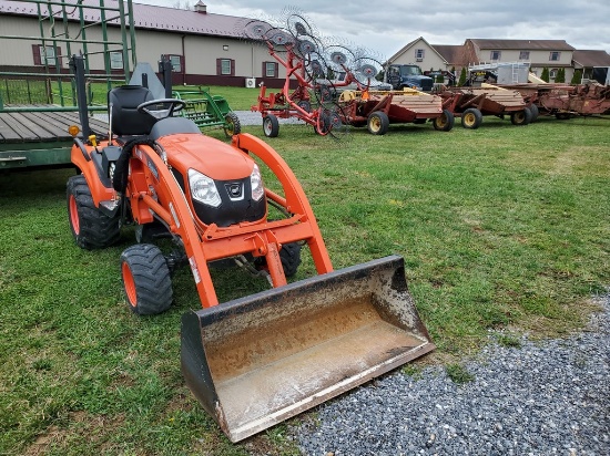 Kioti CS2410 Compact Loader Tractor 'Ride & Drive'