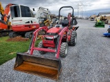 Mahindra 26XL Compact Tractor Loader Backhoe 'Ride & Drive'