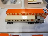 Winross  Toy Truck with Van Trailer