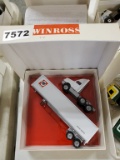 Winross  Truck with Van Trailer