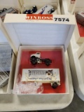 Winross  Truck with Van Trailer
