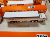 Winross  Truck with Van Trailer