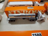 Winross  Truck with Van Trailer
