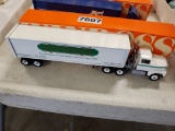 Winross  Truck with Van Trailer