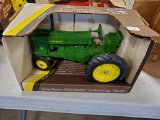 Ertl 1953 John Deere 70 Row Crop Tractor