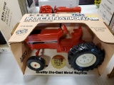 Ertl International Tractor