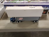 Winross Style  Truck with Van Trailer