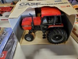 Ertl Case IH 2594 Cab Tractor