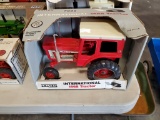 Ertl International 1568  Cab Tractor
