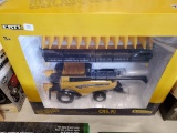 Ertl New Holland CR8.90 Combine Set