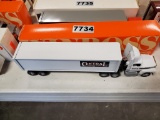 Winross  Truck with Van Trailer