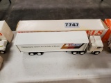 Winross  Truck with Van Trailer