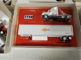 Winross  Truck with Van Trailer