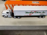 Winross  Truck with Van Trailer