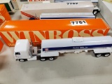 Winross  Truck with Tank Trailer