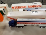 Winross  Truck with Tank Trailer
