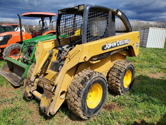 John Deere 260 Skid Steer 'Runs & Operates'
