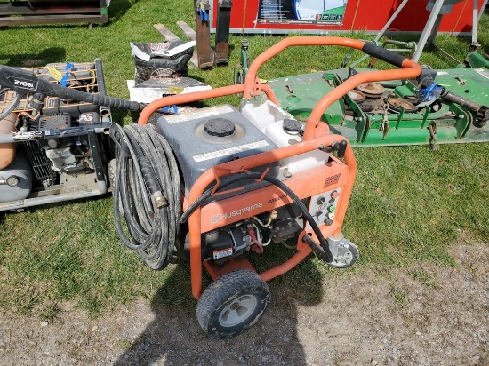 Husqvarna 050524 Pressure Washer 'Runs & Operates'