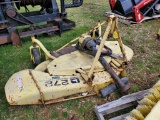 John Deere 272 Grooming Mower