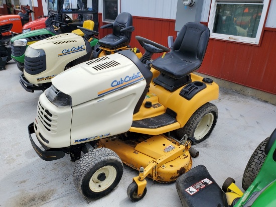 Cub Cadet GT3100 Riding Tractor 'Runs & Operates'