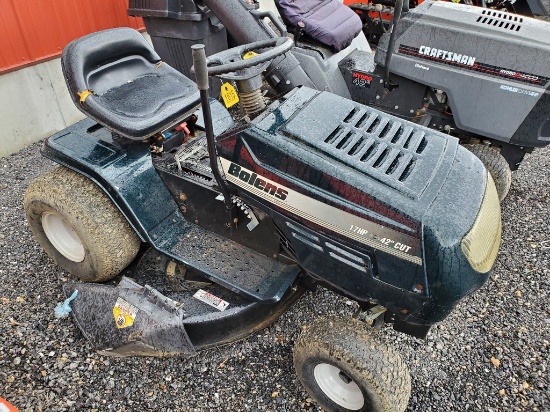Bolens  Riding Tractor 'Runs & Operates'
