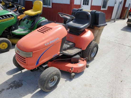 Simplicity Regent Riding Tractor 'Ride & Drive'