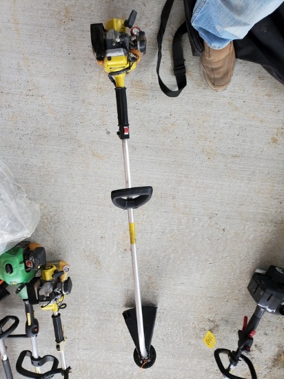 John Deere 100G Trimmer