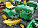 John Deere 318 Riding Tractor 'Ride & Drive'