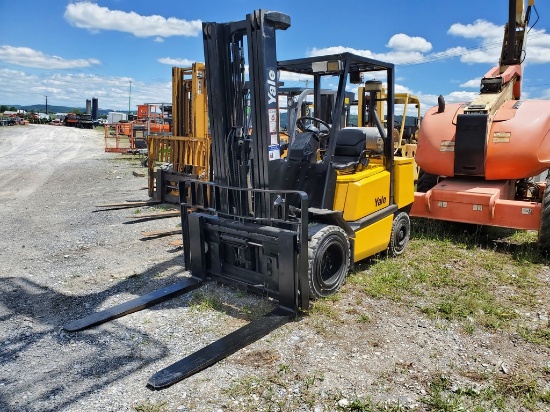 2002 Yale  Forklift 'Runs & Operates'
