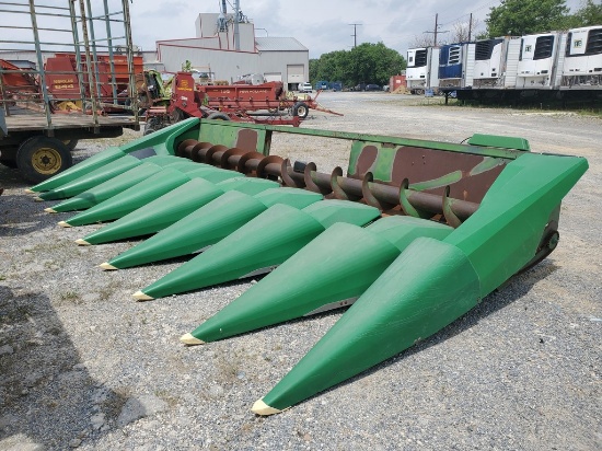 John Deere 843 Corn Head