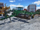 John Deere 726 Field Cultivator