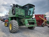 John Deere 6620 Combine 'Runs & Operates'