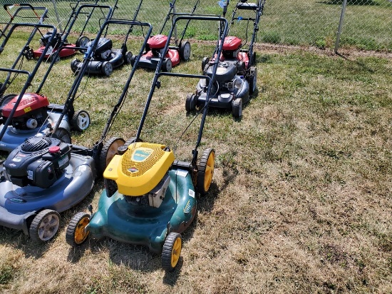 Yard Man  Push Mower 'Runs & Operates'