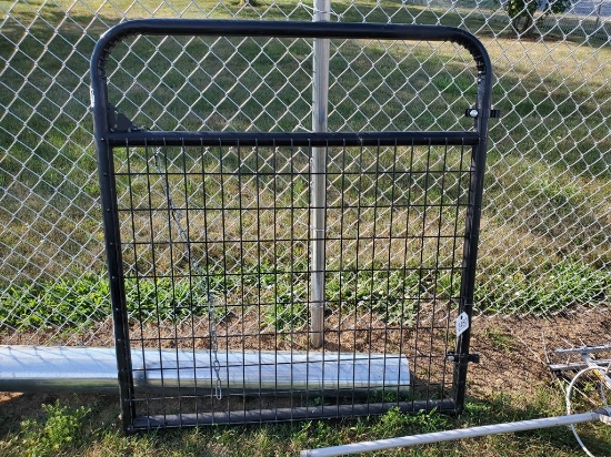 Gate