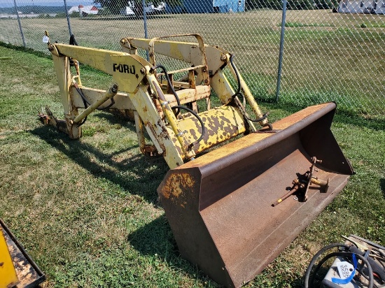 Ford  19-529 Loader