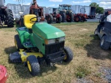 John Deere 425 Riding Tractor 'Ride & Drive'