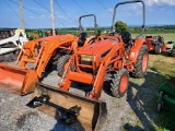 Kioti CK25 Compact Loader Tractor 'Runs & Operates'