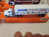 Winross  Truck with Van Trailer