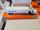 Winross  Truck with Van Trailer