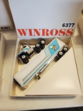 Winross  Truck with Van Trailer