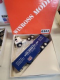 Winross  Truck with Van Trailer