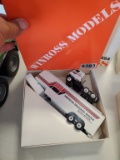 Winross  Truck with Van Trailer