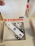 Winross  Truck with Van Trailer