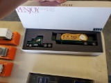 PenJoy  Truck with Flatbed Trailer