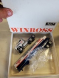 Winross  Truck with Tank Trailer