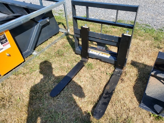Wolverine  Pallet Forks 'NEW'