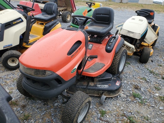 2002 Scotts L2048 Riding Tractor 'AS-IS'