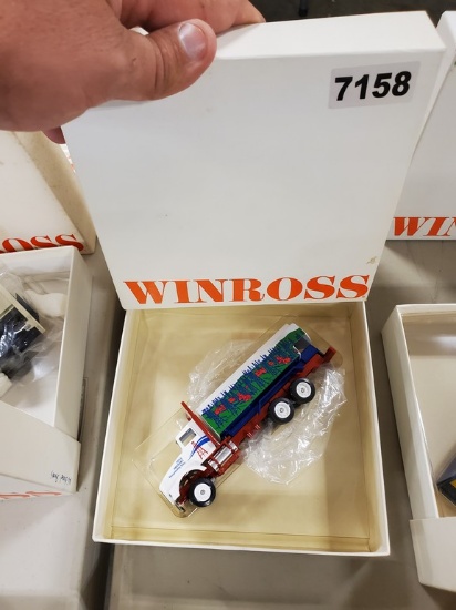 Winross Straight  Tank Truck