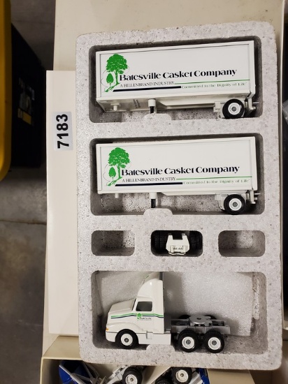 Winross Truck Tractor With Double Trailers