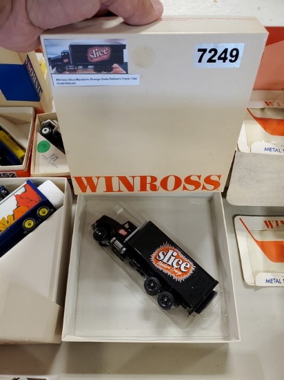 Winross Straight  Box Truck